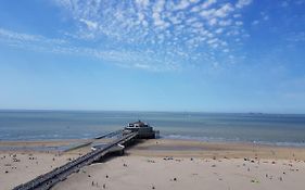 Beautiful Top Floor Seaview Studio Apartment B'berge-Bruges